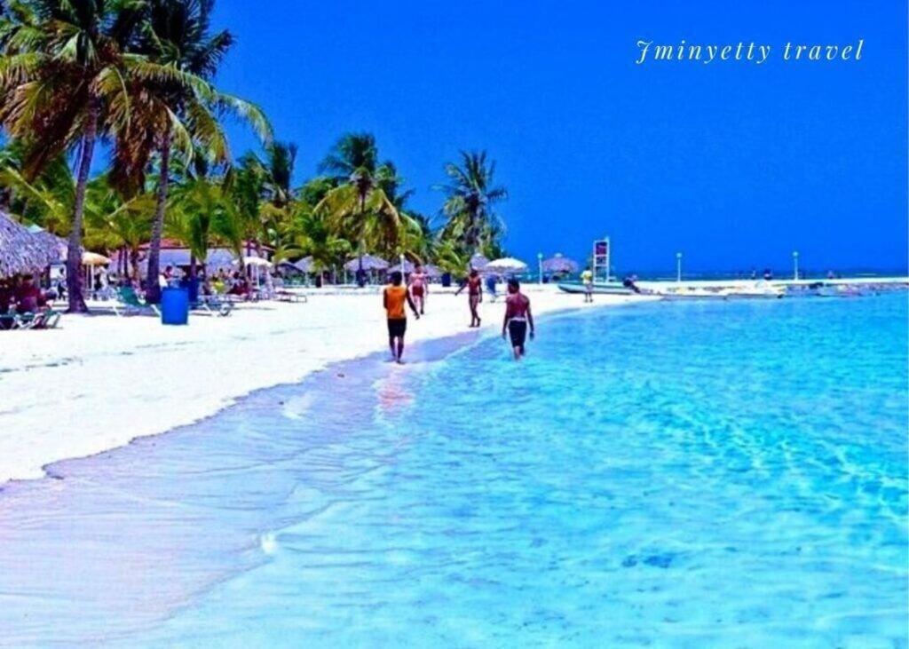 Simply The Most Comfortable Place Next To Boca Chica Beach Екстериор снимка
